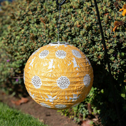 Soji Stella - Sunflower - 12" Solar Lantern | Plow & Hearth