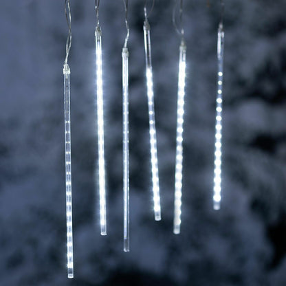 Indoor/Outdoor Electric Icicle Chasing Lights with Cool White LEDs | Plow & Hearth