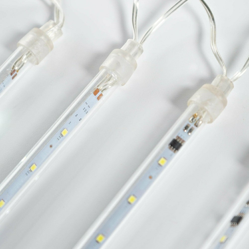 Indoor/Outdoor Electric Icicle Chasing Lights with Cool White LEDs | Plow & Hearth