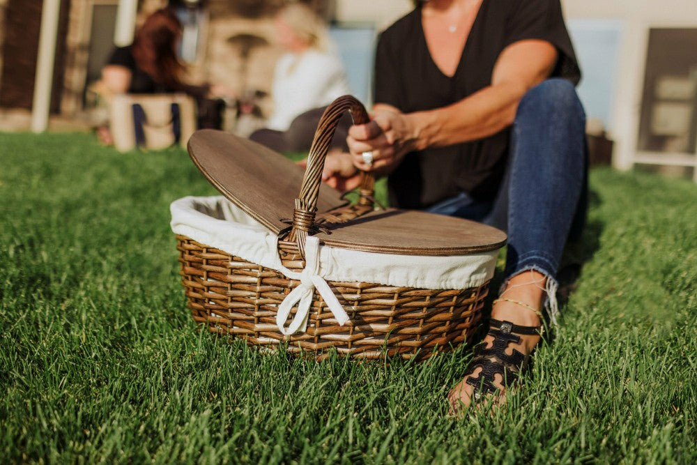 Country Picnic Basket | Plow & Hearth
