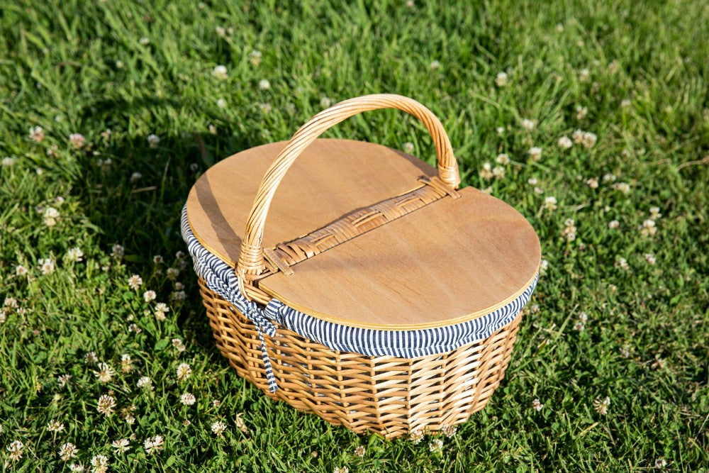 Country Picnic Basket | Plow & Hearth