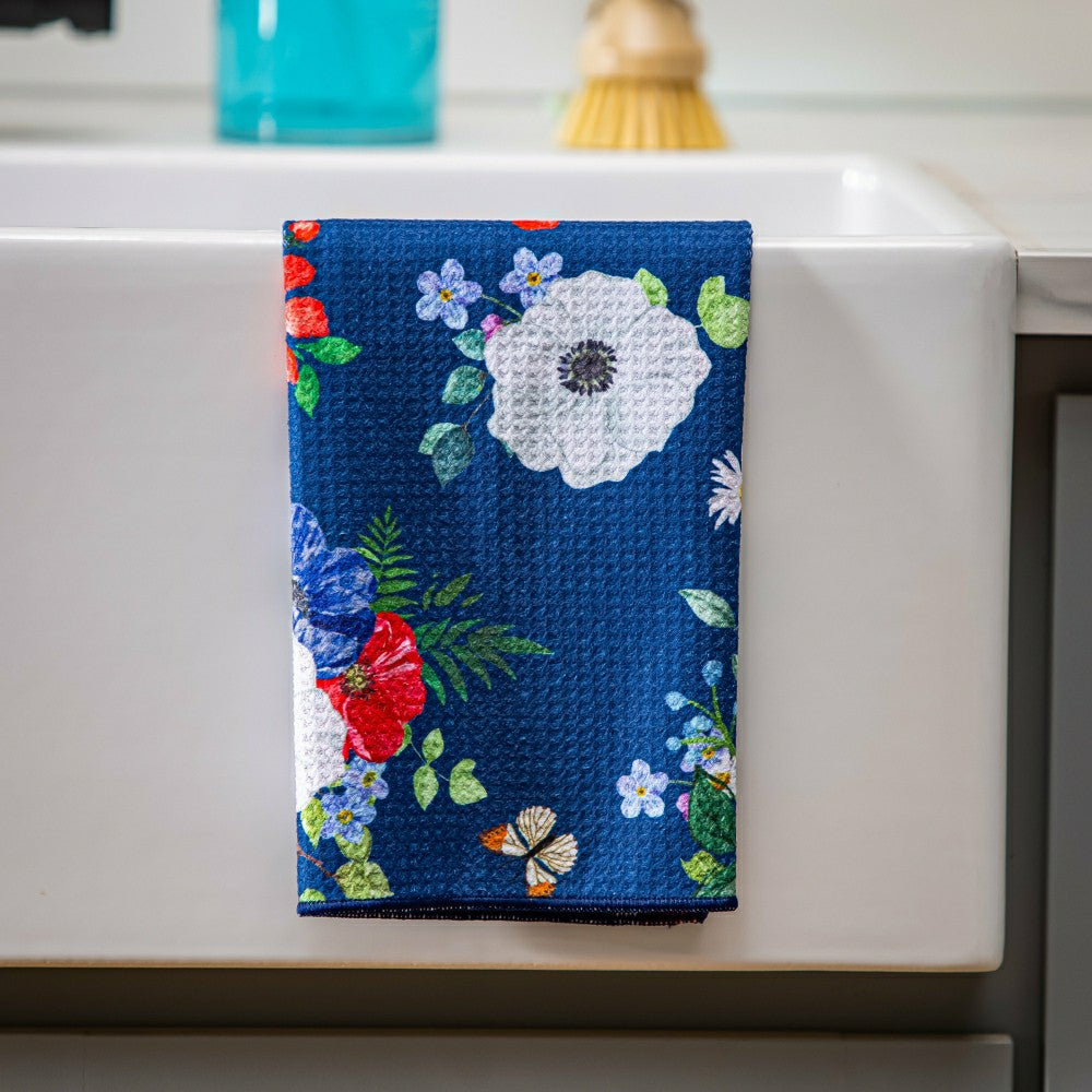 Red, White, & Bloom Kitchen Towel Quick Dry Waffle Weave Double-Sided, | Plow & Hearth