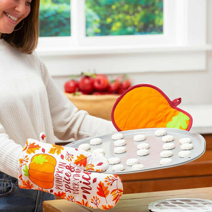 Seasonal Oven Mitt and Pot Holder Set | Plow & Hearth