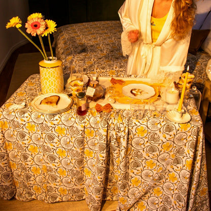 Summer of Love Tablecloth | Plow & Hearth