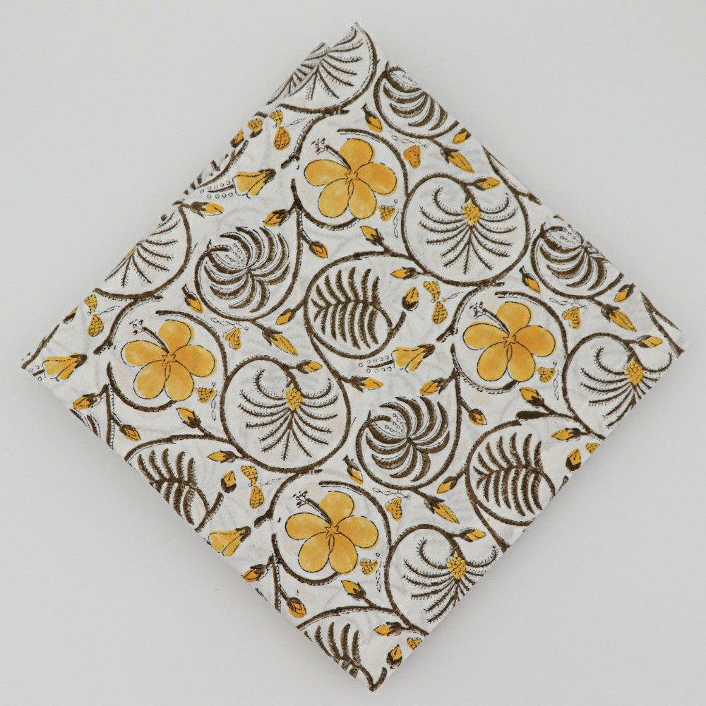 Summer of Love Tablecloth | Plow & Hearth