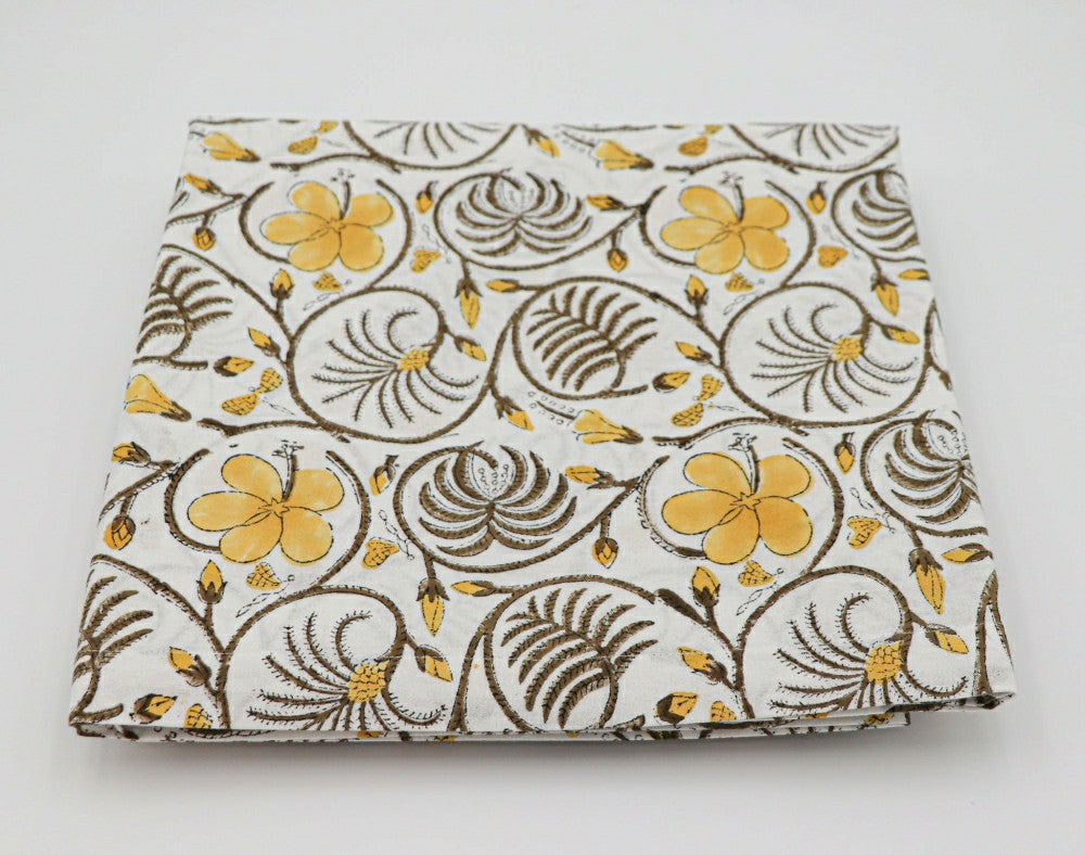 Summer of Love Tablecloth | Plow & Hearth
