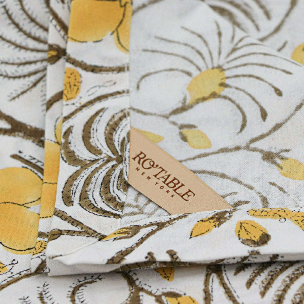 Summer of Love Tablecloth | Plow & Hearth