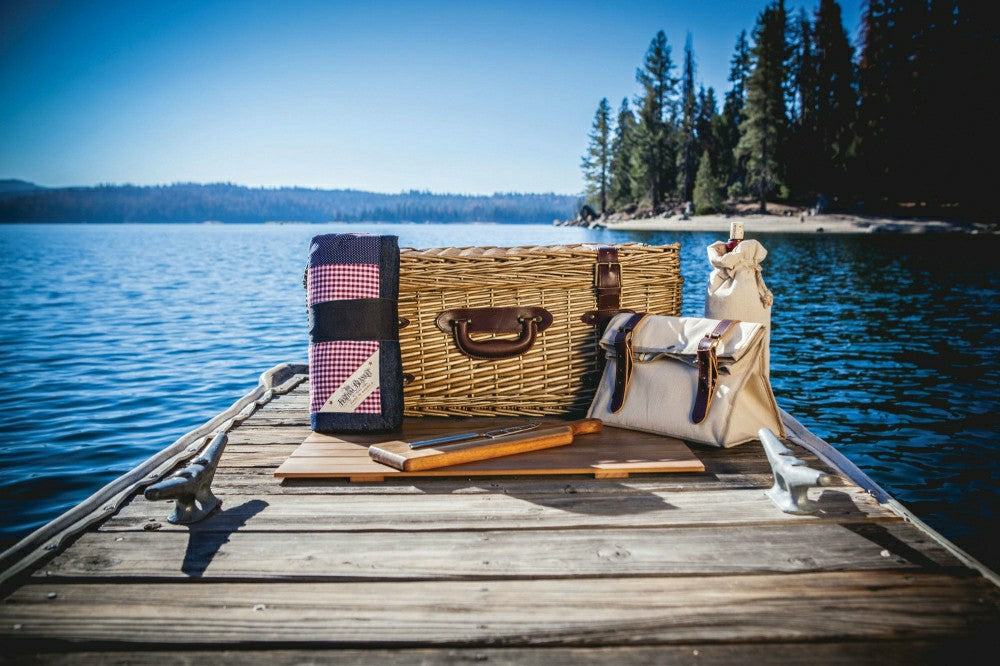 Charleston Picnic Basket | Plow & Hearth