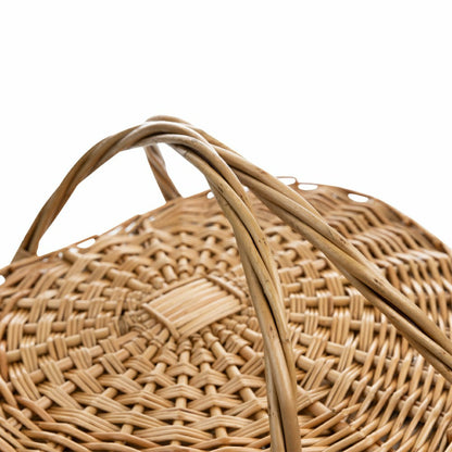 Heart Picnic Basket | Plow & Hearth