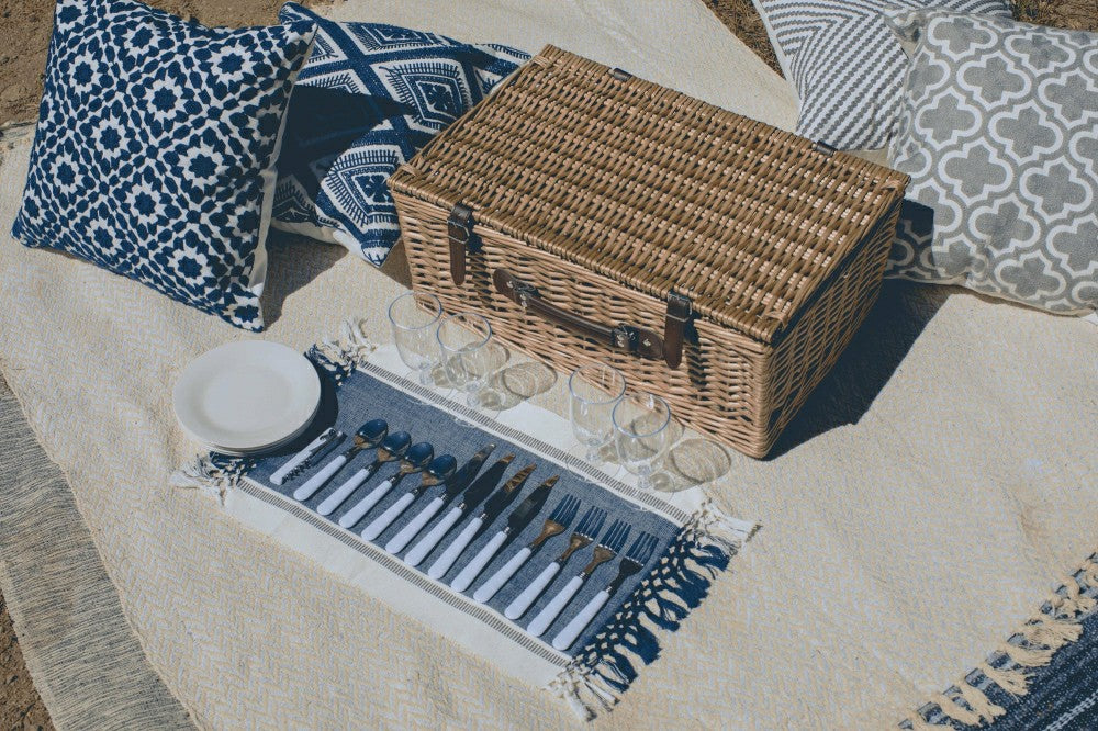 Belmont Picnic Basket | Plow & Hearth