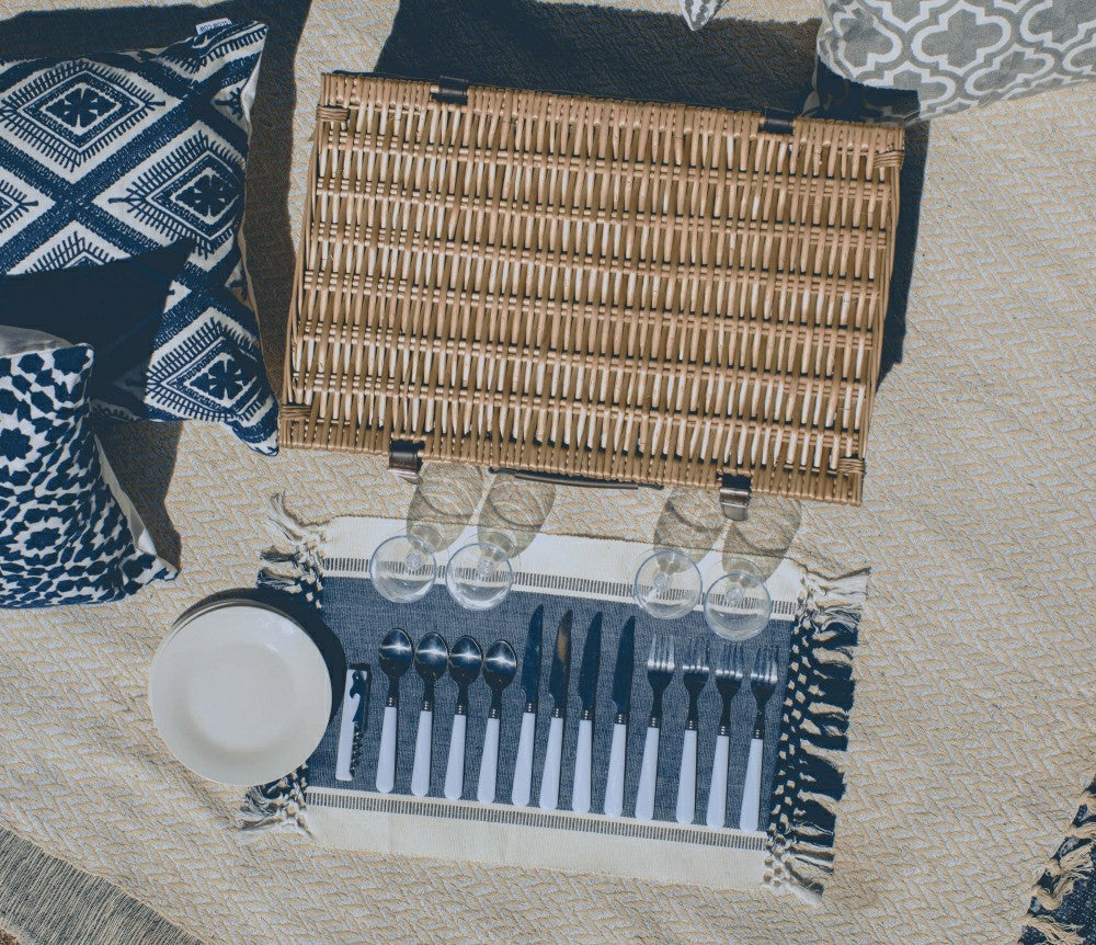 Belmont Picnic Basket | Plow & Hearth