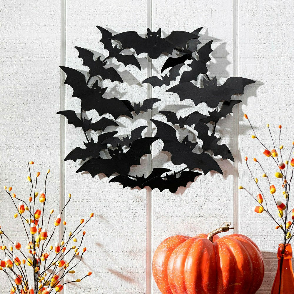 Metal Bat Wreath | Plow & Hearth