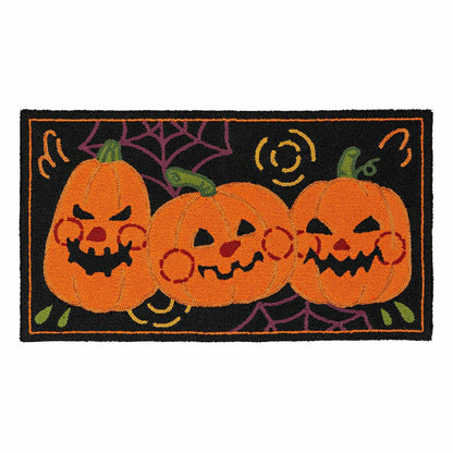 Indoor/Outdoor Jack O'Lantern Pumpkin Hooked Polypropylene Accent Rug  | Plow & Hearth