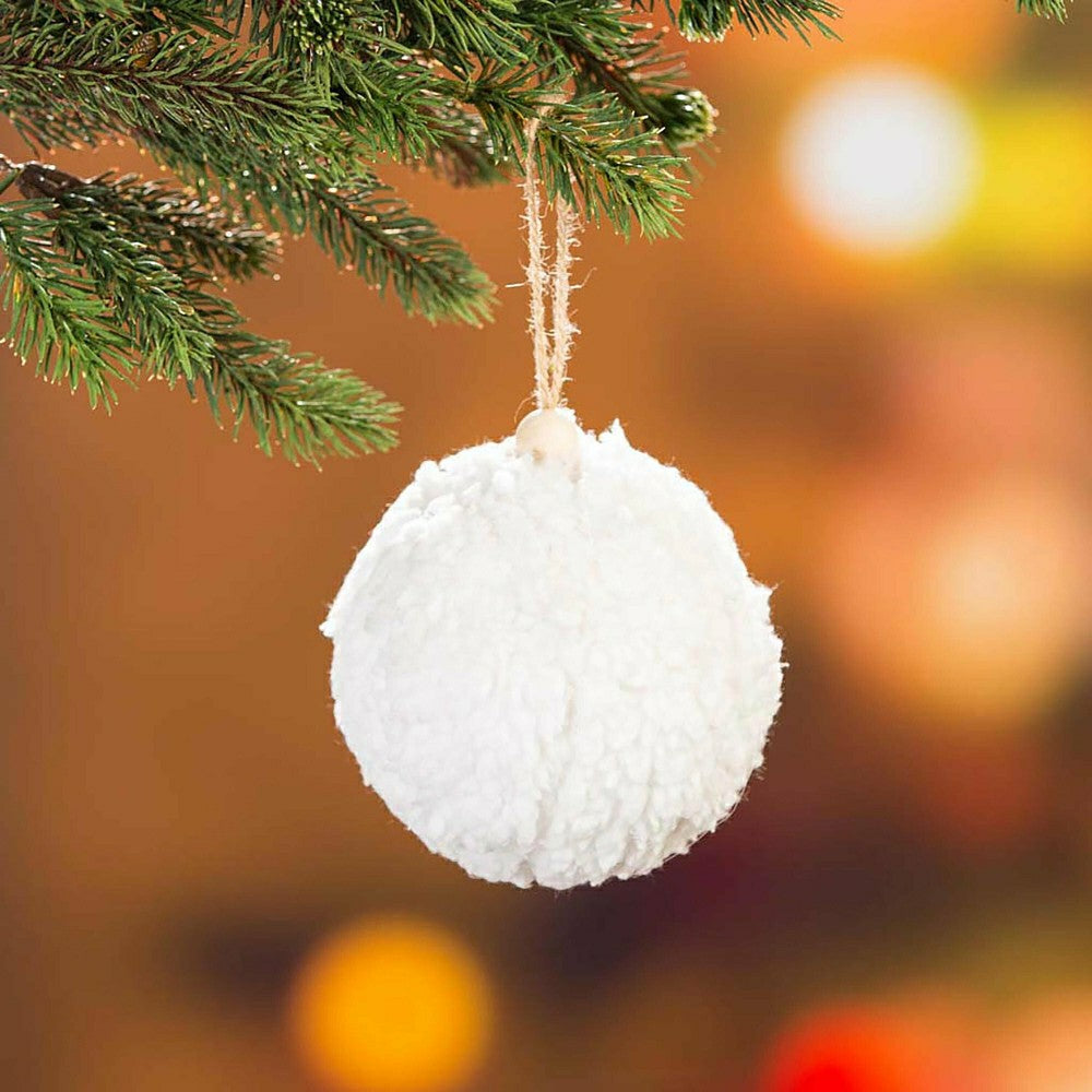 Classic Cardinal Complete Christmas Tree Kit with 250 Lights and 140 D | Plow & Hearth
