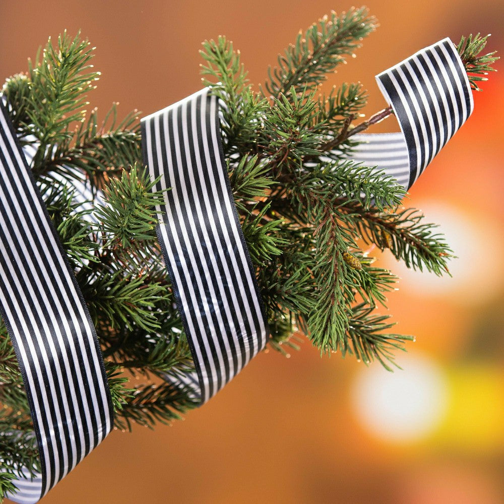 Holiday Traditions Complete Christmas Tree Kit with 250 Lights and 140 | Plow & Hearth