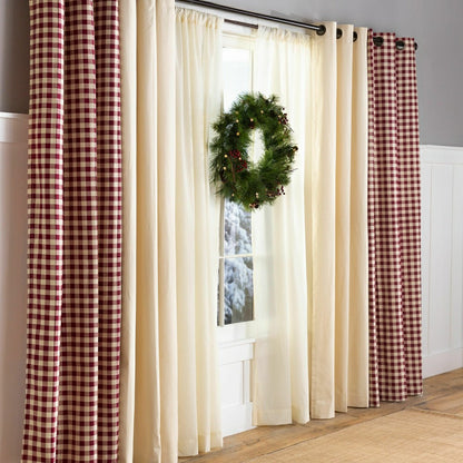 Battery-Operated Holiday Wreath w/Auto Timer | Plow & Hearth