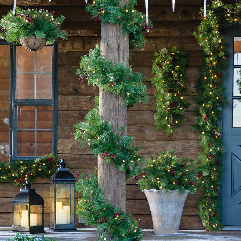 Lighted Holiday Garland | Plow & Hearth