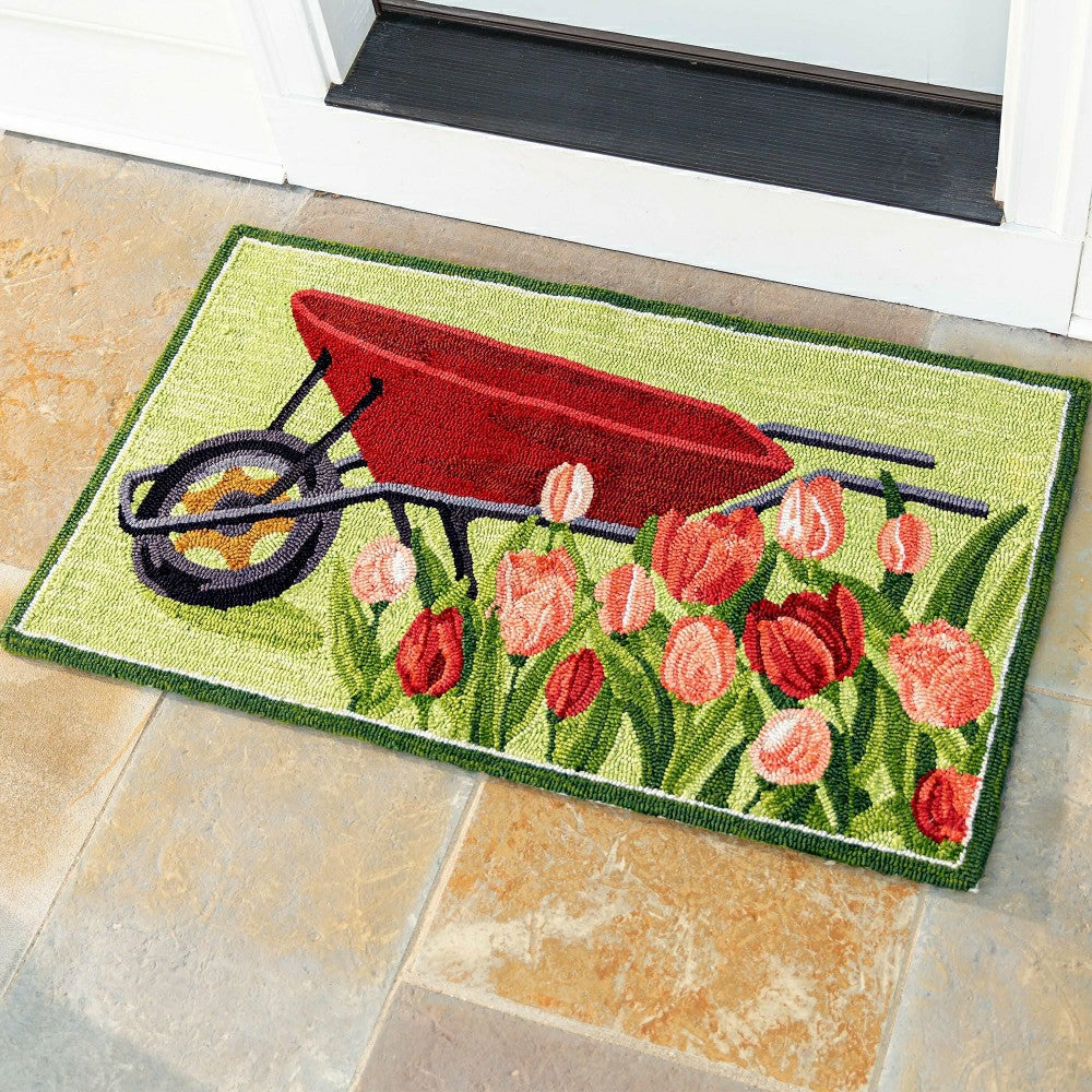 Indoor/Outdoor Tulip and Wheelbarrow Hooked Polypropylene Accent Rug | Plow & Hearth