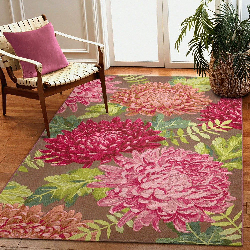 Indoor/Outdoor Chrysanthemum Polypropylene Rug, 4'10" x 7'6" | Plow & Hearth