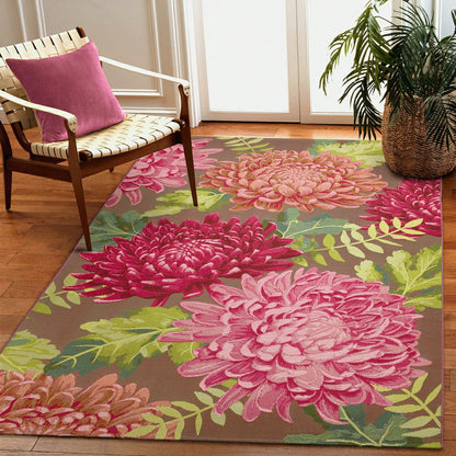 Indoor/Outdoor Chrysanthemum Polypropylene Rug, 4'10" x 7'6" | Plow & Hearth