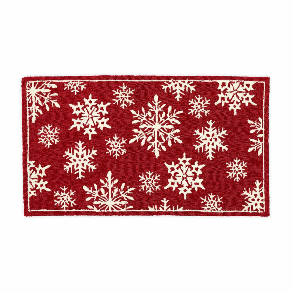 Indoor/Outdoor Snowflakes Holiday Hooked Accent Rug | Plow & Hearth