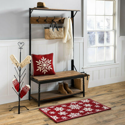 Indoor/Outdoor Snowflakes Holiday Hooked Accent Rug | Plow & Hearth