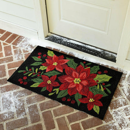 Indoor/Outdoor Poinsettia Hooked Polypropylene Accent Rug | Plow & Hearth