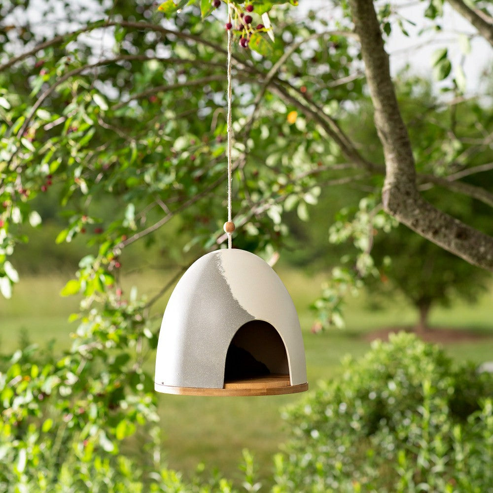 Igloo Shaped Birdhouse | Plow & Hearth