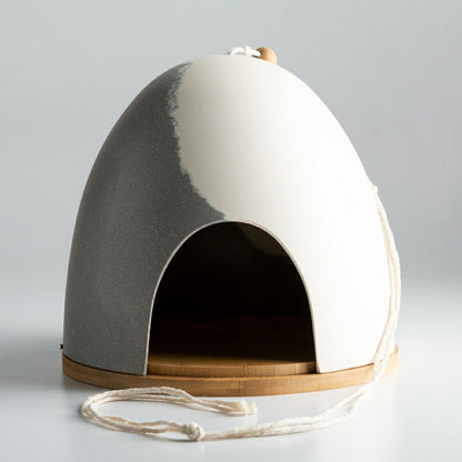 Igloo Shaped Birdhouse | Plow & Hearth