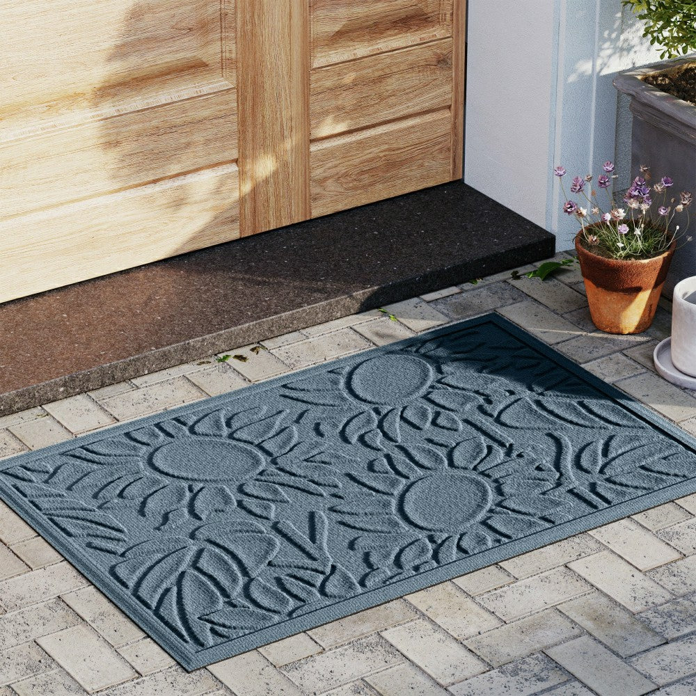 Sunshine Day Indoor/Outdoor Door Mat, 2'x3' | Plow & Hearth