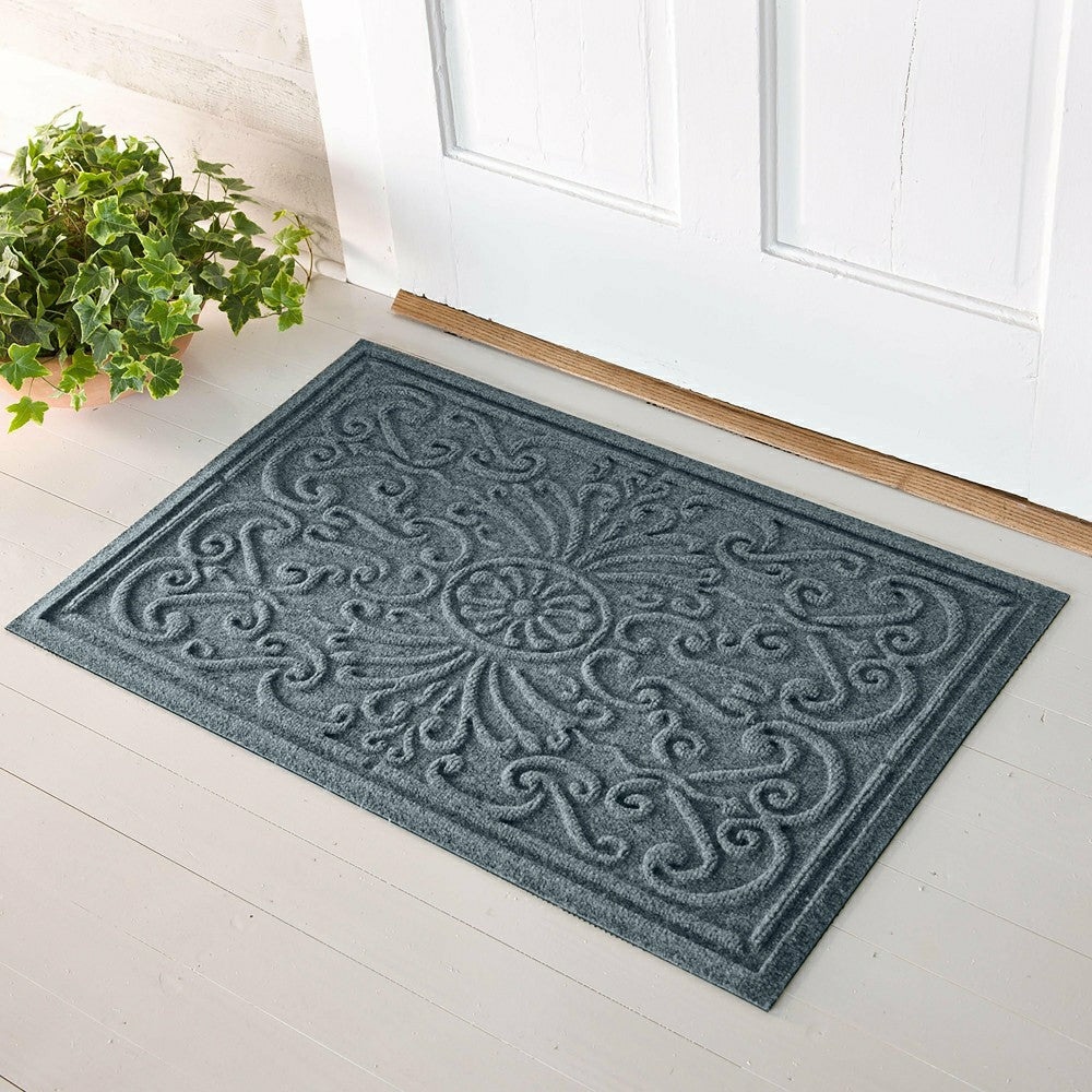 WaterHog® Garden Gate Doormat, 2' x 5' | Plow & Hearth