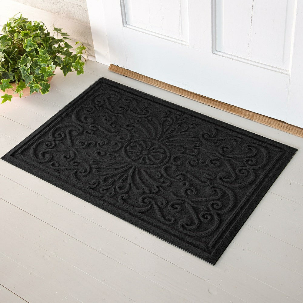 WaterHog® Garden Gate Doormat, 2' x 5' | Plow & Hearth