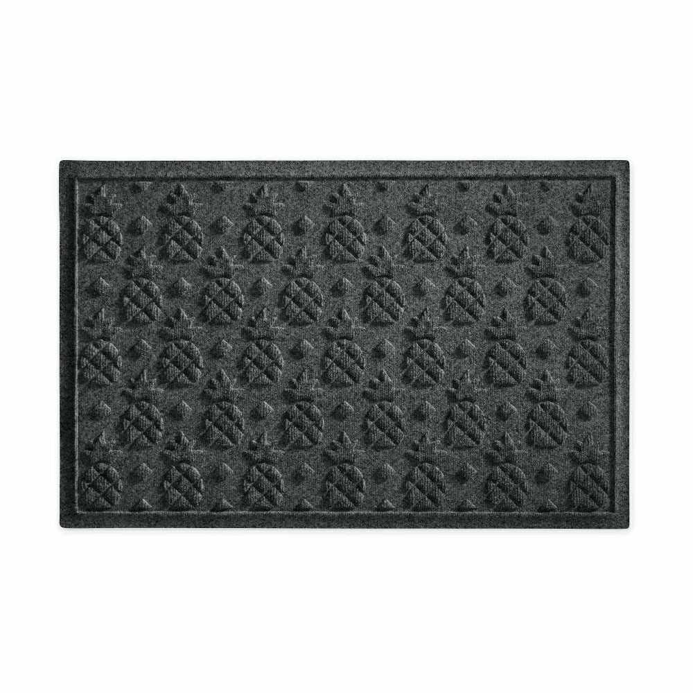 WaterHog® Pineapple Doormat, 3' x 5' | Plow & Hearth