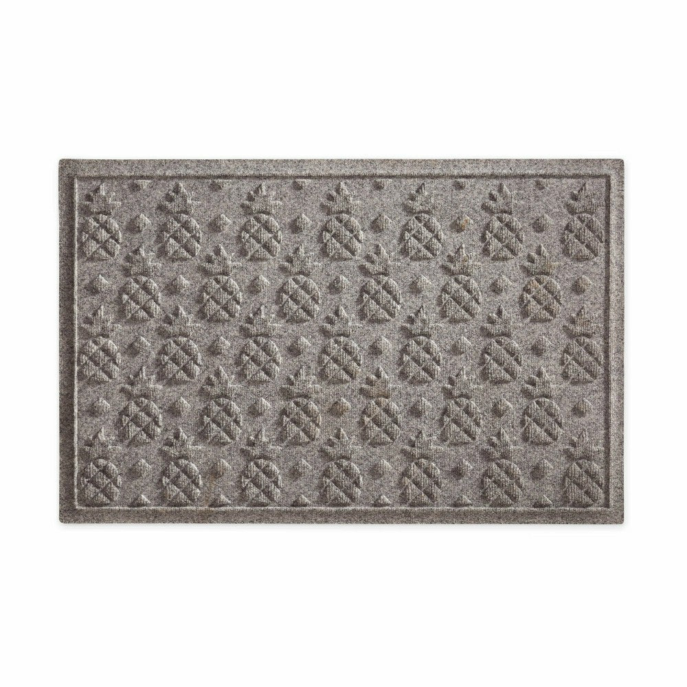 WaterHog® Pineapple Doormat, 3' x 5' | Plow & Hearth
