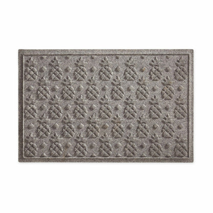 WaterHog® Pineapple Doormat, 3' x 5' | Plow & Hearth