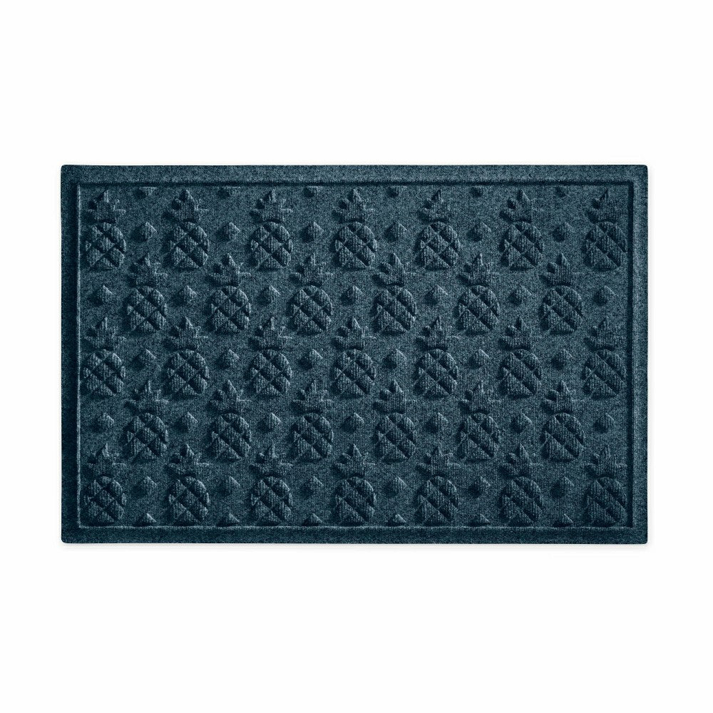 WaterHog® Pineapple Doormat, 3' x 5' | Plow & Hearth