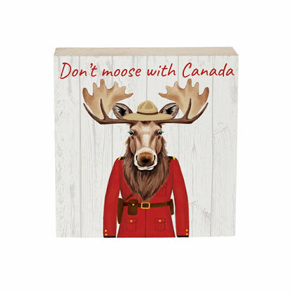 Canada Pride Mini Plock (6"x6”x1.9“) | Plow & Hearth