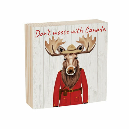 Canada Pride Mini Plock (6"x6”x1.9“) | Plow & Hearth