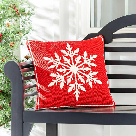 Indoor/Outdoor Hooked Pillow Snowflake Polypropylene, 18"x18" | Plow & Hearth