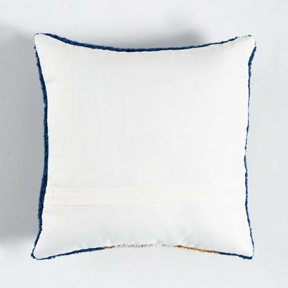 Holiday Beagle with Knit Hat Hand-Hooked Wool Throw Pillow | Plow & Hearth