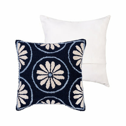 Blue Coastal Indoor/Outdoor Hooked Pillow 18"x18" | Plow & Hearth