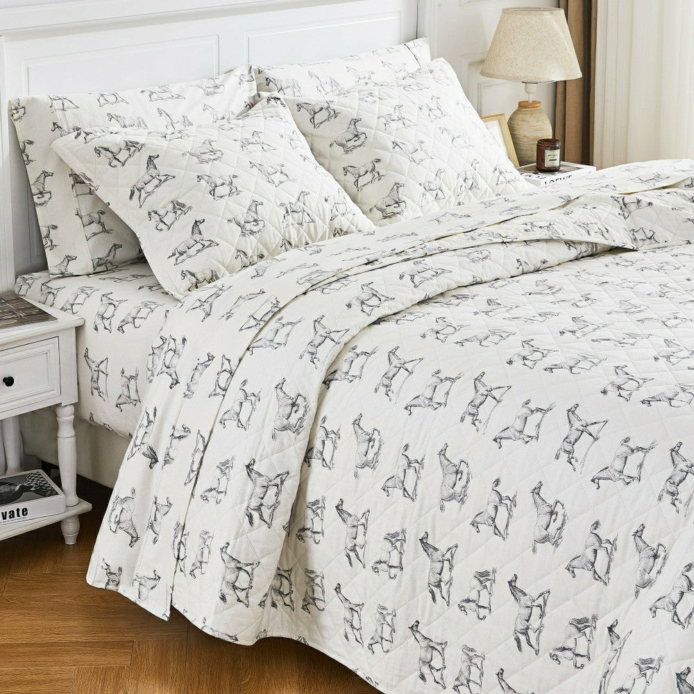 Horses Cotton Flannel Quilt Set | Plow & Hearth
