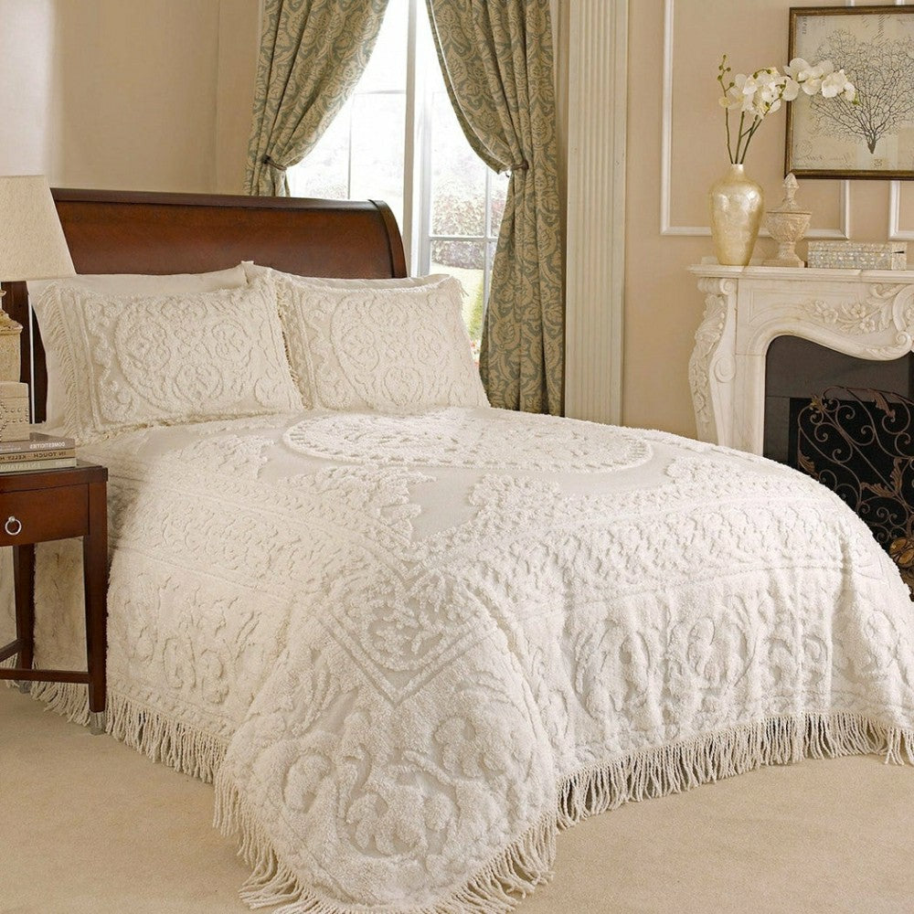 King size 100% Cotton Chenille Bedspread in White Ivory Light Beige Ec | Plow & Hearth