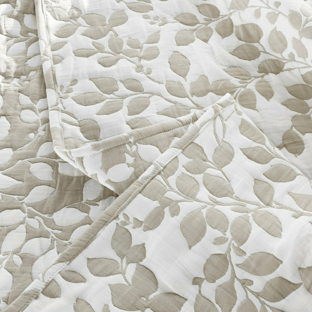 Leaves Reversible Quilt Set | Plow & Hearth