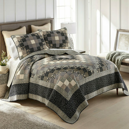 Lexington Trip Quilt Set | Plow & Hearth