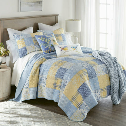 Spring Flowers Quilt Set | Plow & Hearth