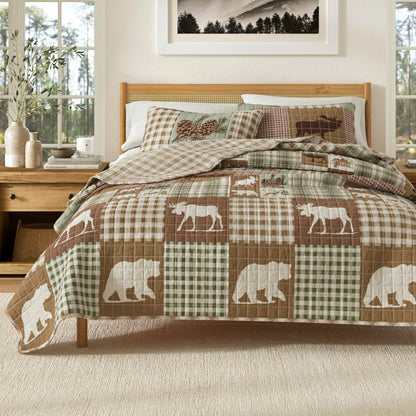 Rustic Landscape Quilt Set | Plow & Hearth