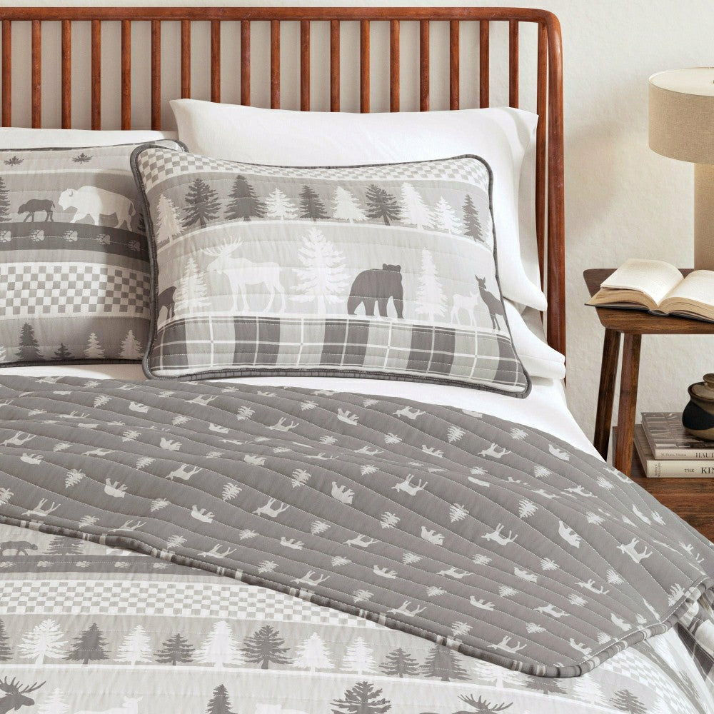 Rustic Landscape Quilt Set | Plow & Hearth