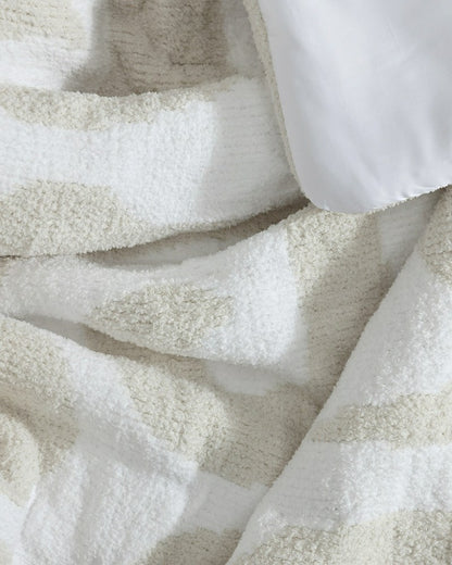 Snug Casablanca Comforter | Plow & Hearth