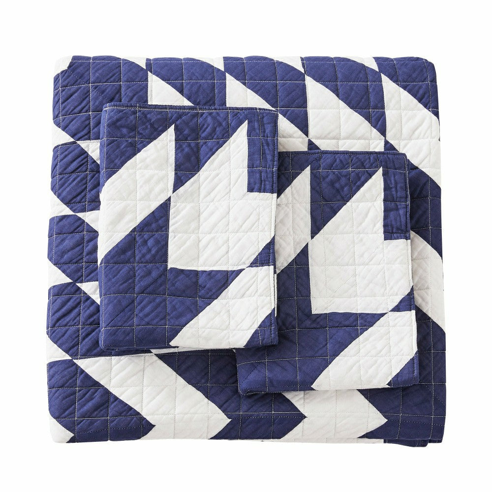 Star Patch Patchwork Cotton Quilt Set | Plow & Hearth